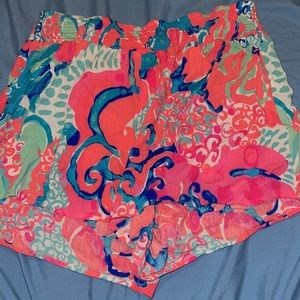 Lilly Pulitzer flows shorts